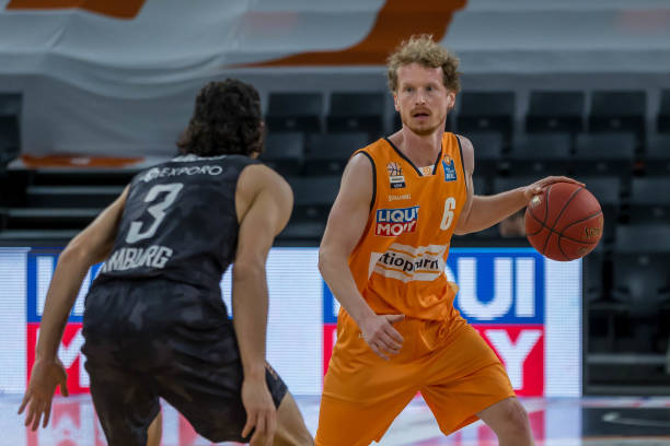 以助力球队 以助力球队