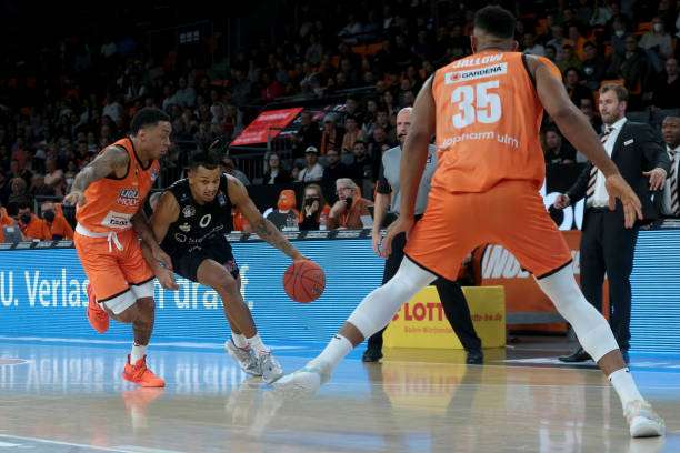 士队的强劲 士队的强劲