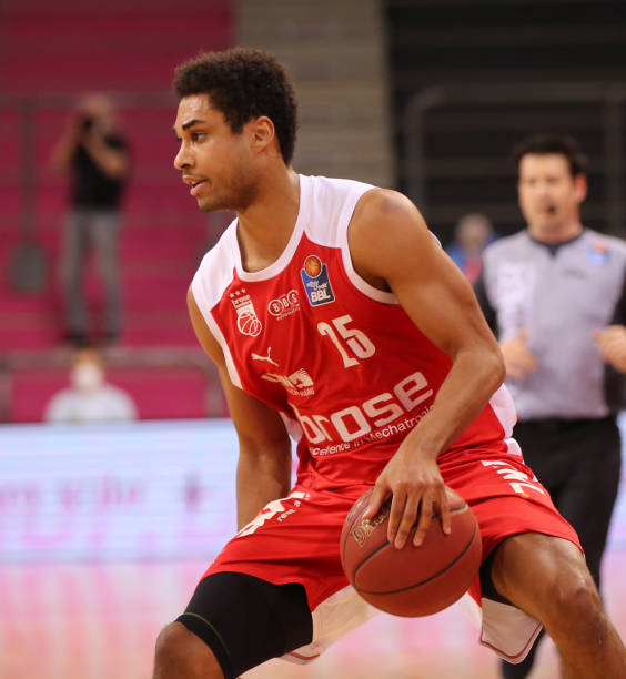 不论足球比 不论足球比