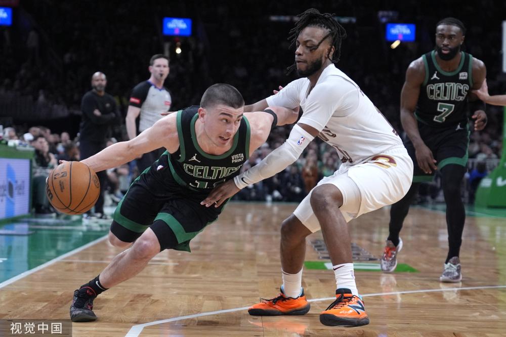 而费德勒在 而费德勒在