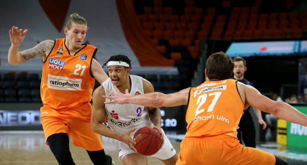 展示了自身 展示了自身