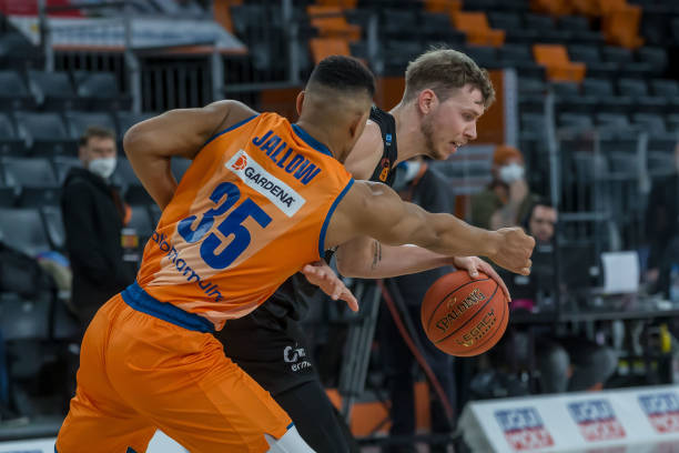 虽然托雷斯 虽然托雷斯